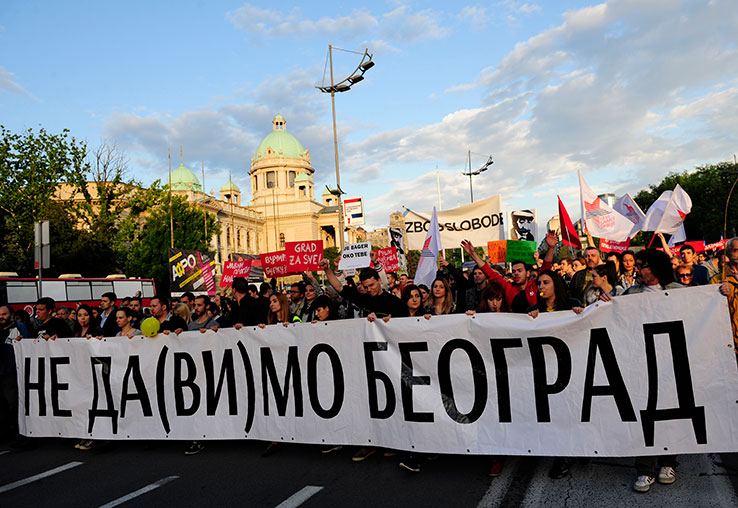 Dali graganskoto opstestvo moze da predizvika politicki promeni vo Srbija